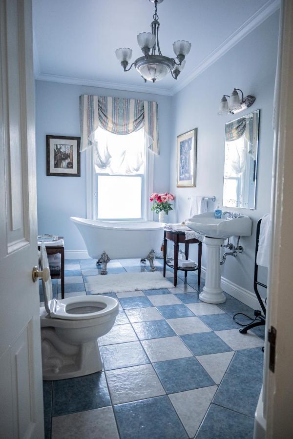 Belle View Manor Inn Harbour Grace Extérieur photo